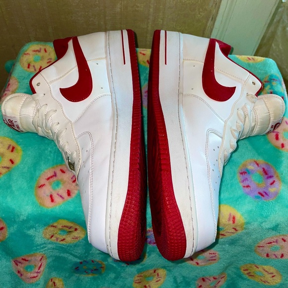 Nike  AF 1 Low Retro Summit White /University Red - Picture 11 of 12